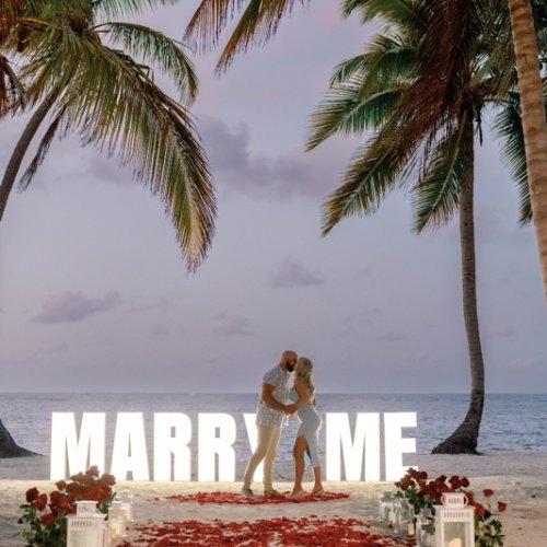 marry-me-sign-marriage-proposal-03