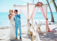 Wedding on Saona island in the Dominican Republic {Inga and Alessio}