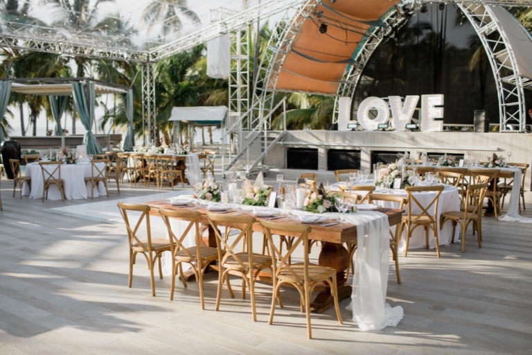 Setups cost for the destination wedding in the Dominican Republic 